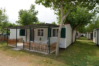 Schönes Chalet mit Terrasse in Meeresnähe