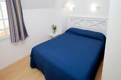 Schöne Wohnung im lokalen Stil