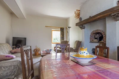 Cottage in un'antica fattoria isolata