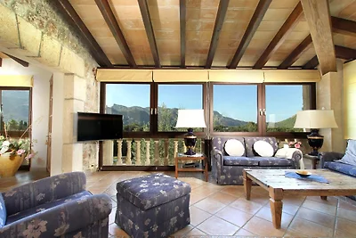 Mallorcanische Bergaussichtsvilla für 8...