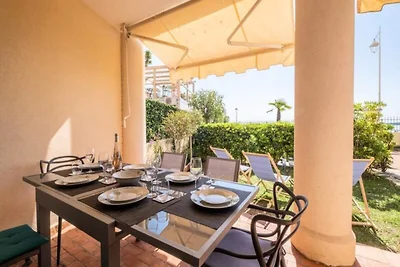 Apartment in Cannes mit Meerblick und Garten