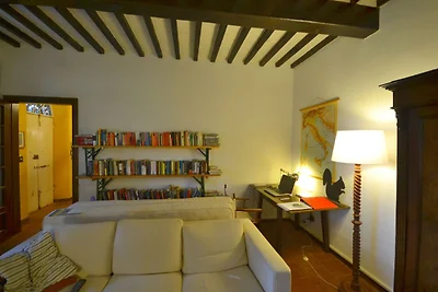 Casa colonica toscana a Lucca con piscina