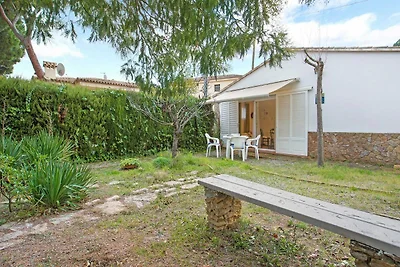 Bungalow near beach of Llafranc
