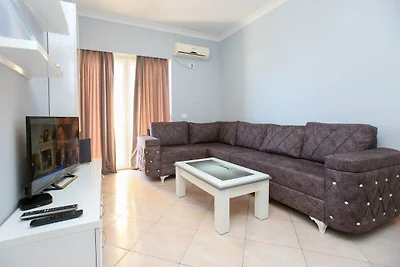 Wohnung in Vlorë mit Meerblick