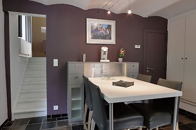 Modernes Ferienhaus in Spa mit Swimmingpool