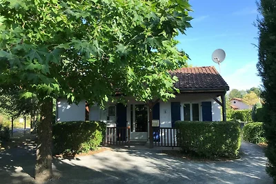Geräumige Villa mit Garten und Pool