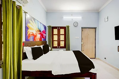 Hotel O Chittoor Railway Station
