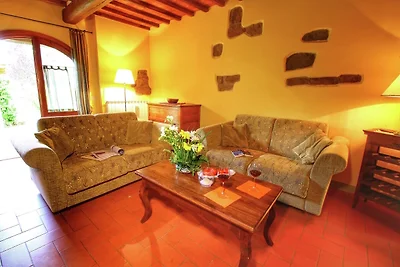 Lussureggiante Agriturismo nel cuore della...