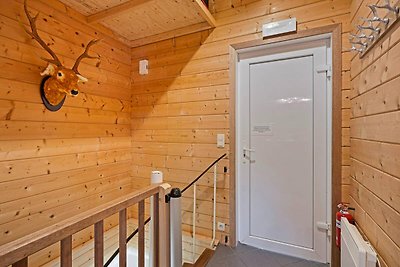 Comfortabel chalet in Manhay met sauna