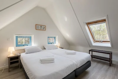 Umgestaltetes Haus mit Kastenbett, auf Texel,...