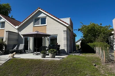 Ferienhaus in Makkum mit Schwimmbecken