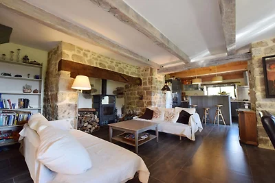 Idyllisches Ferienhaus mit Swimmingpool in...