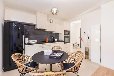 Apartment Life Plus-Two Bedroom Apartment wit...