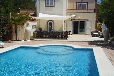 Elegante villa con piscina privata vicino a S...