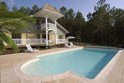 Luxurious villa with a private pool at 2.