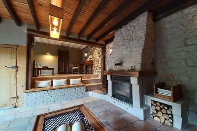 Accogliente cottage in agriturismo a Gimnée