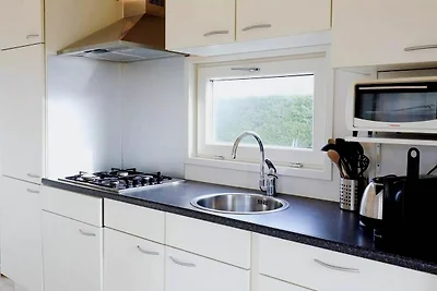 Sfeervol Duinchalet in Hollum nabij Golfbaan