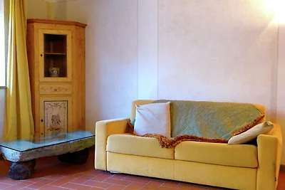 Ferienhaus in Montecarelli mit Swimmingpool
