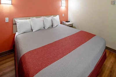 1 letto matrimoniale king size | Vietato...