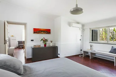 City cottage with garden and pool