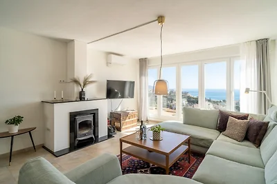 Haus in Nerja nahe El Playazo Strand