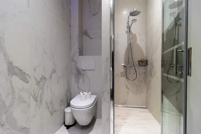 Erhabene AC-Wohnung 3 Schlafzimmer Saint...