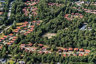 2 persone casa in un parco vacanze a...