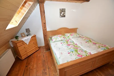 Hütte in Liberec mit Sauna und Skigebiet