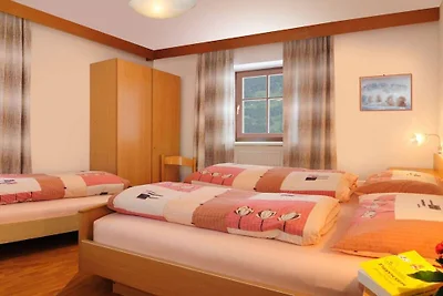 Appartamento per vacanze a Kiens con piscina