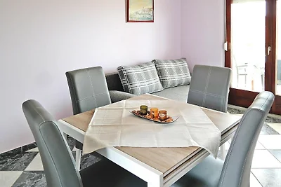 Appartements Lug, Privlaka mit Pool
