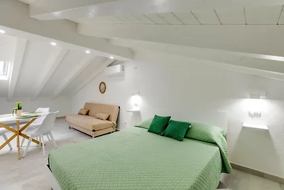 Mansardenstudio, mit Klimaanlage