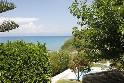 Geräumige Villa auf Korfu nahe dem Meer