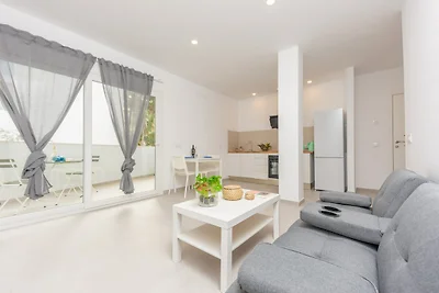 Hugo 2 - Apartment In Cala Rajada