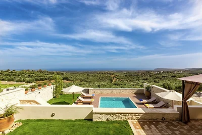 Villa in Arkadi mit Pool & Meer in der Nähe