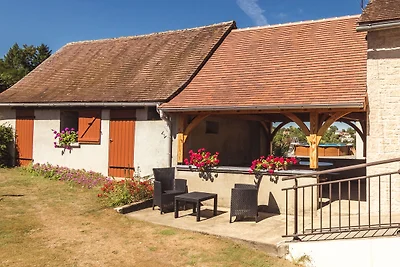 Schönes Ferienhaus in der Nähe von See und...