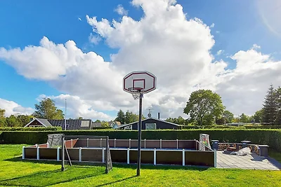 12 Personen Ferienhaus in Hadsund-By Traum