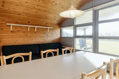 Hübsche Hütte im Campingresort