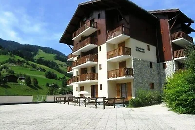 Wohnung in Areches mit Pool und Balkon