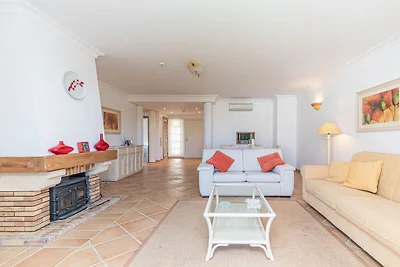 Appartement in Quarteira met zwembad