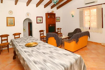 Haus in Campos mit Pool in der Nähe von Cala...