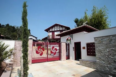 Villa a Urrugne vicino Socoa