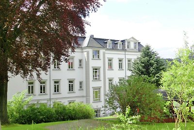 Moderne Villa in Borstendorf mit Park