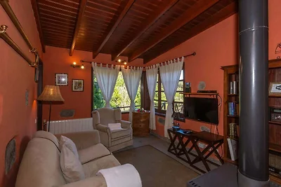 Höhlenhaus-Retreat mit Solarium und Pool