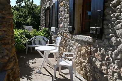Villa in Largentiere mit Garten