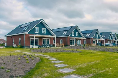 Villa in Medemblik mit Terrasse und Wifi