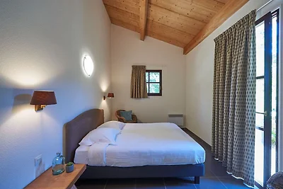 Sehr luxuriöse Villa mit privatem Pool