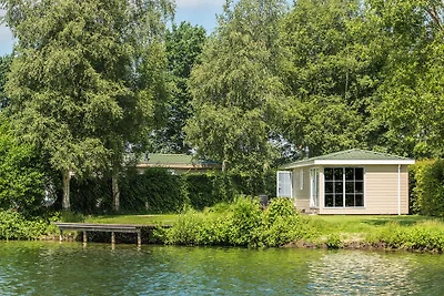 Komfortables Chalet mit Kombi-Mikrowelle, im ...