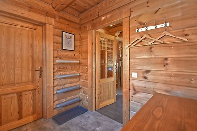 Komfortables Holz-Ferienhaus mit Hot Tub, Sau...