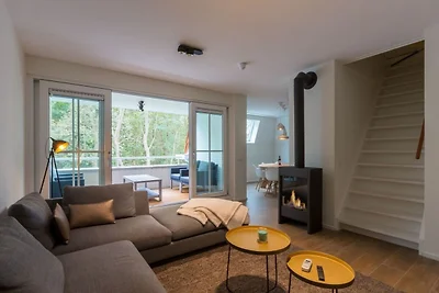 Üppige Wohnung mit Dachterrasse