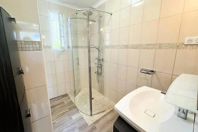 Häuser & Villen für 10 Personen